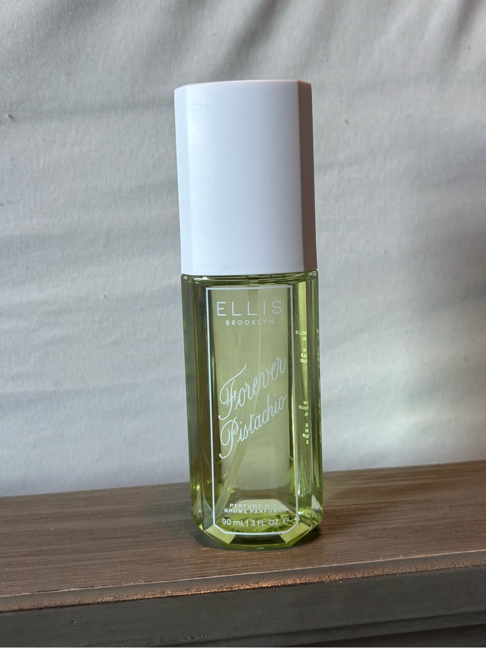 Ellis Brooklyn Forever Pistachio Perfume Mist - Light Green